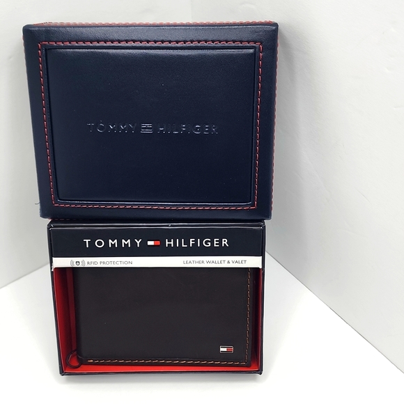 ⭐️TOMMY HILFIGER 💯 MENS WALLET DARK BROWN - Picture 1 of 11